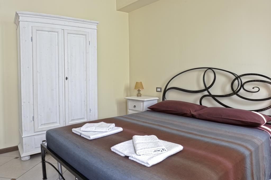 B&B 2 Terrazze Βερόνα Δωμάτιο φωτογραφία