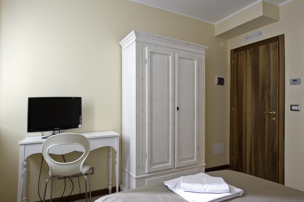 B&B 2 Terrazze Βερόνα Δωμάτιο φωτογραφία
