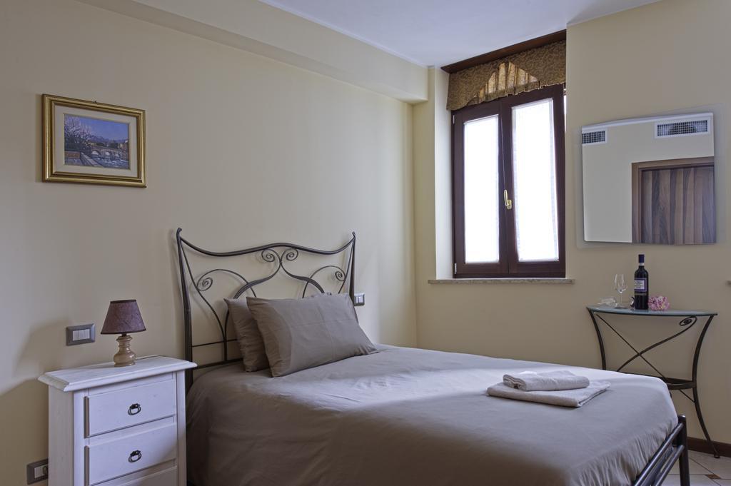B&B 2 Terrazze Βερόνα Δωμάτιο φωτογραφία