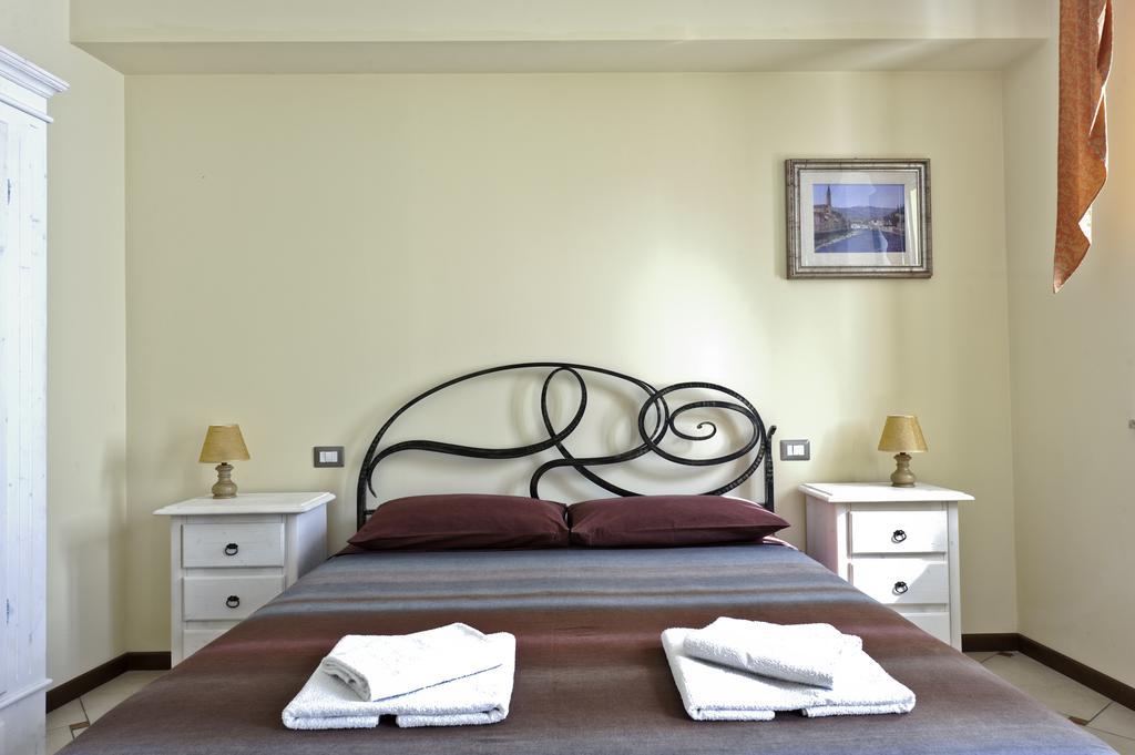 B&B 2 Terrazze Βερόνα Δωμάτιο φωτογραφία